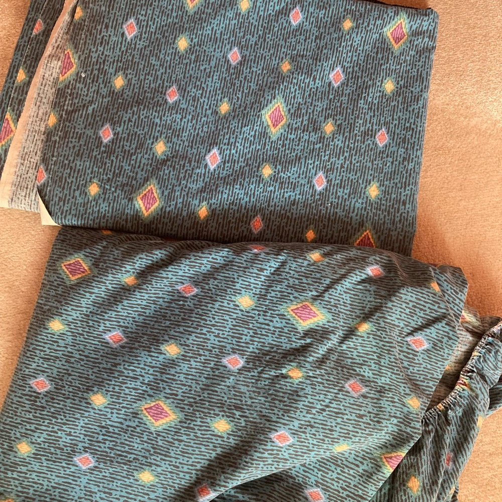1990’s Flat and Fitted Sheet